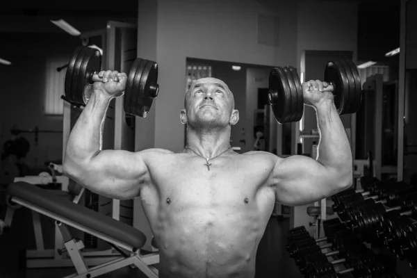 Man in gym — Stock Photo, Image