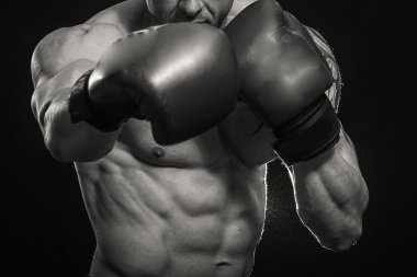 adam dövme boks ile