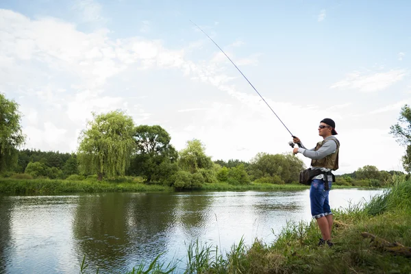 Man fishing — Stock Photo, Image