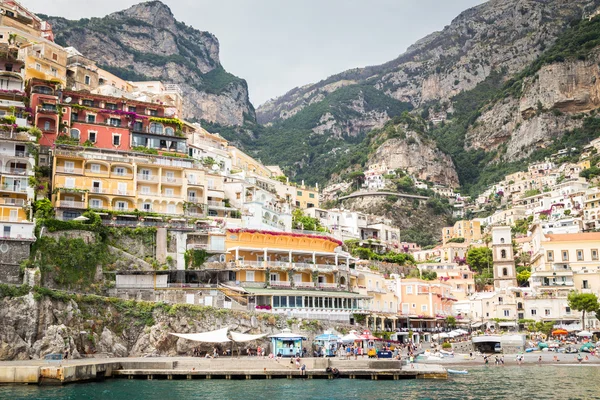 Bella città paesaggio marino — Foto Stock