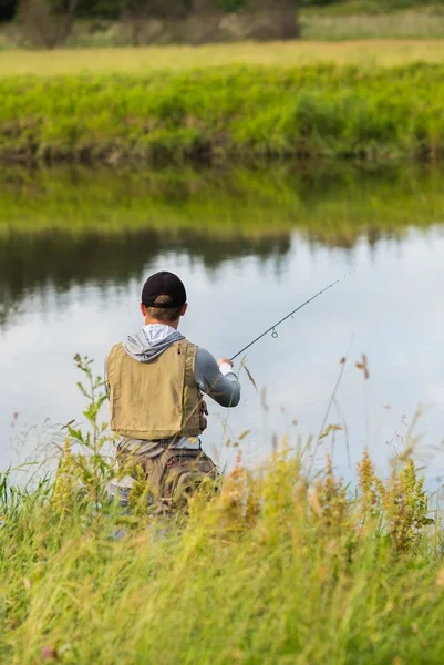 Man fishing — Stock Photo, Image