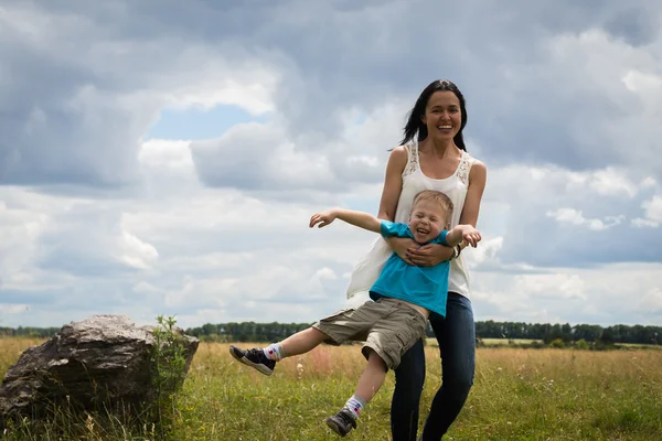 Moeder en zoon — Stockfoto