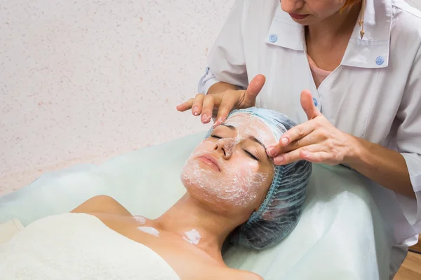 Procedimientos cosméticos en la clínica de spa —  Fotos de Stock