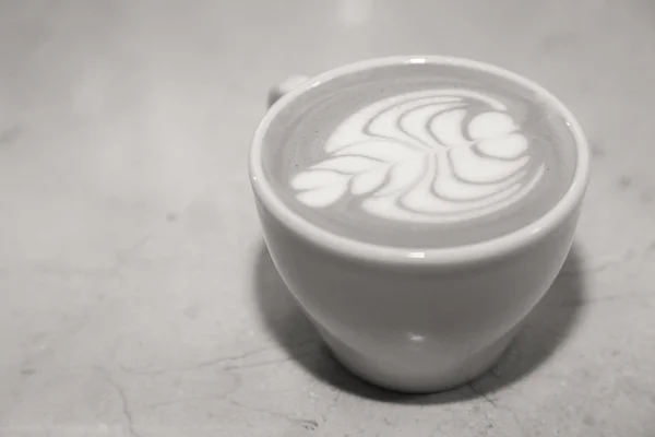 Cup of cappuccino — Stock Photo, Image