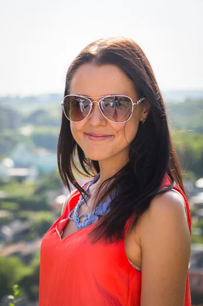 Beautiful girl on the street — Stock Photo, Image