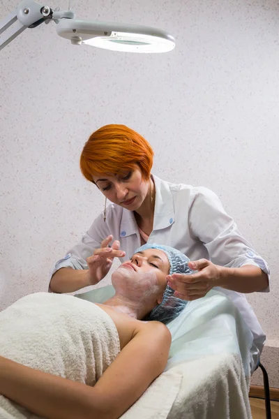Cosmetische ingrepen in spa kliniek — Stockfoto