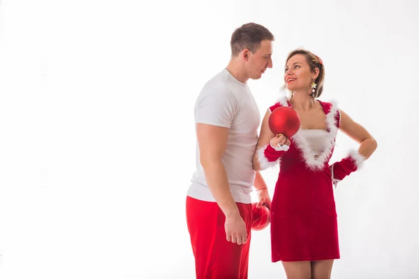 Homem e mulher em traje de Natal — Fotografia de Stock