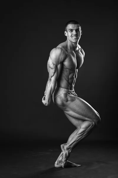 Muskelprotz Bodybuilder — Stockfoto