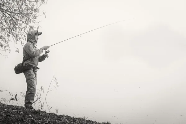 Pescador com fiação — Fotografia de Stock
