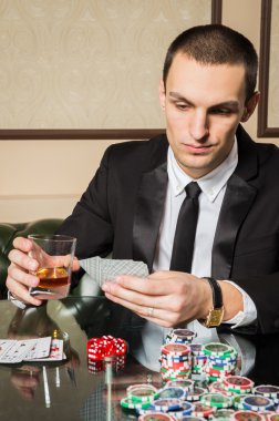 Casino poker oyuncusu