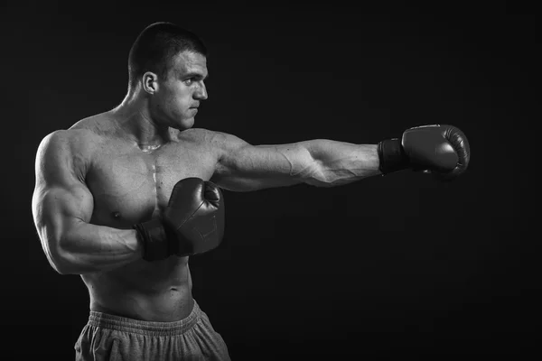 Boxeador joven luchador — Foto de Stock