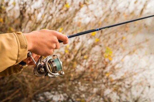 Pescatore con filatura — Foto Stock