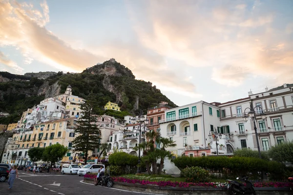 Luxusní Středozemní ulice v Sorrento — Stock fotografie