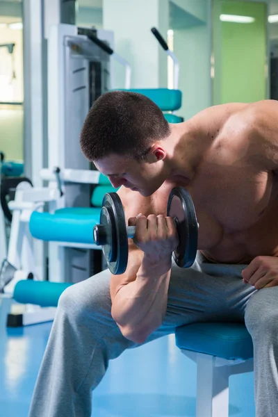 Man doing exercises — Stock Photo, Image