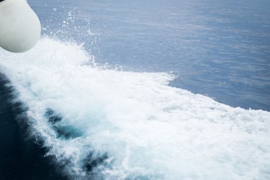 Yelkenli tekne köpük