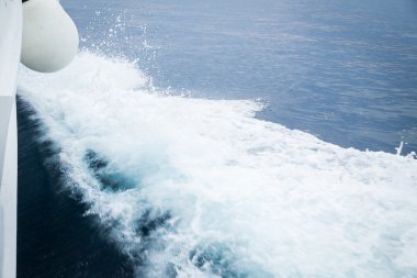 Yelkenli tekne köpük