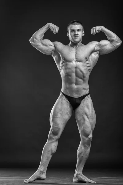 Muskelprotz Bodybuilder — Stockfoto