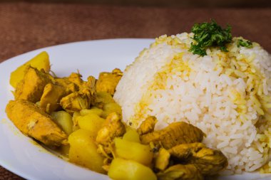 Sebze ile Doğu pilav