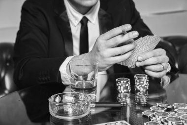 Man oyun poker Casino