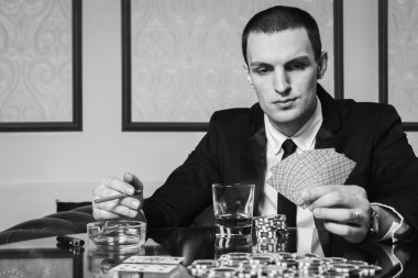 Man oyun poker Casino