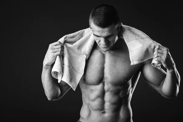 운동 후 강한 남자 — 스톡 사진