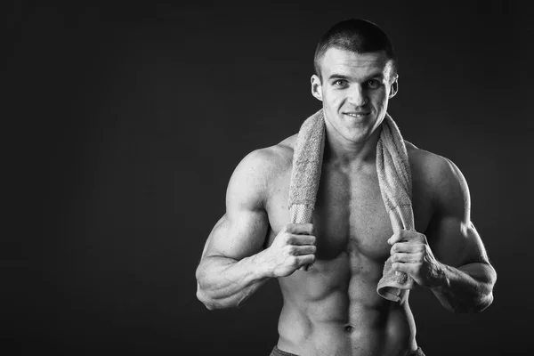 Homem forte depois de um treino — Fotografia de Stock