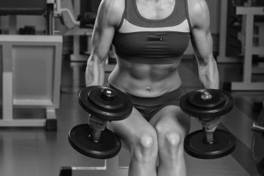 Eğitim salonunda kadın