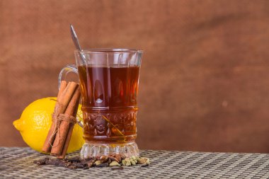 Limonlu lezzetli çay