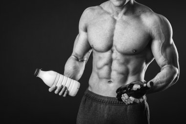 Bir bira ve süt Holding'in adam