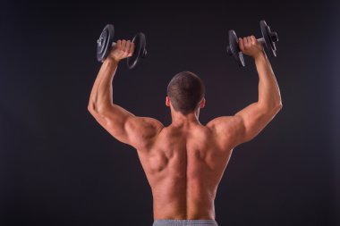 Sporcu bir halter holding.