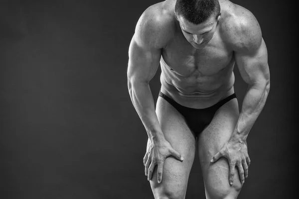 Muscular hombre culturista — Foto de Stock