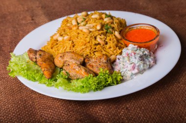 Lezzetli pirinç ve et