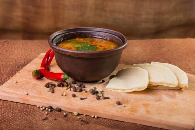 Oryantal ekmek çorbası