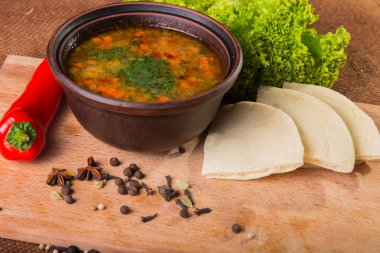 Oryantal ekmek çorbası