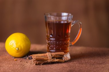 Limonlu lezzetli çay