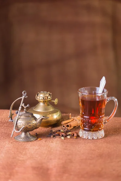 Fragrant tea on the table — Stock Photo, Image