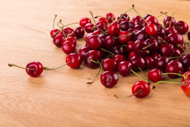 taze Olgun Kiraz