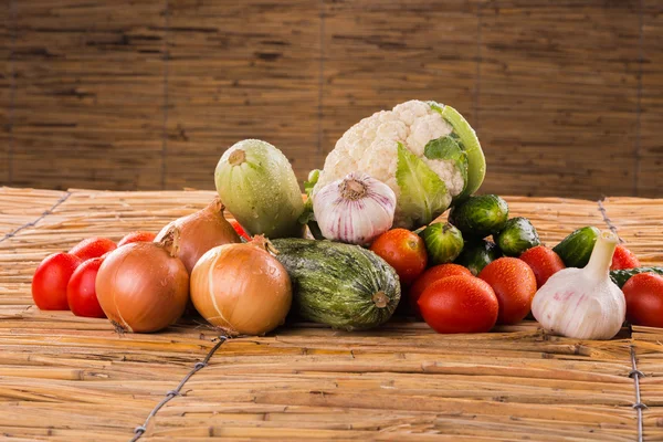 Pile de légumes biologiques — Photo