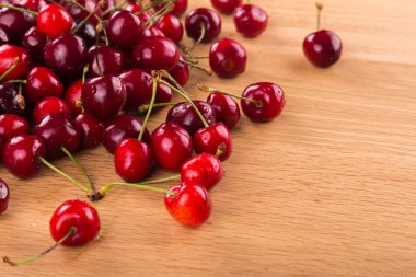 taze Olgun Kiraz