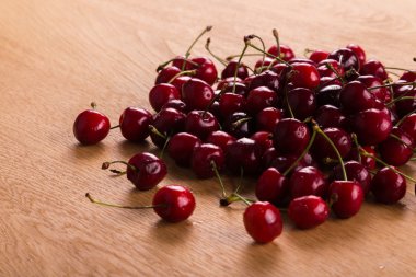 taze Olgun Kiraz