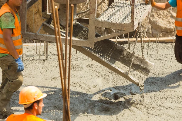 Werken in de bouw — Stockfoto