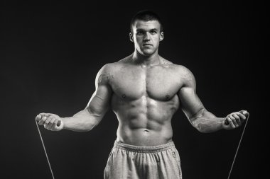 Atlama ipi tutan adam