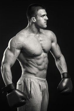 Boks eldivenleri atletik erkek