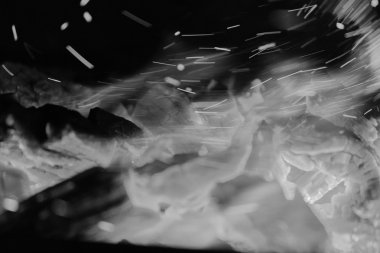 Fotoğraf gece şenlik ateşi