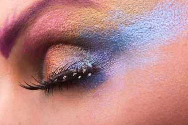 Güzel model profesyonel makyaj