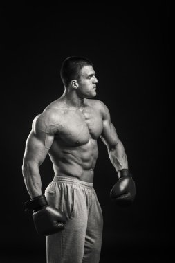 Boks eldivenleri atletik erkek