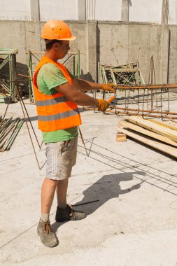 Şantiye beton temeli dökme