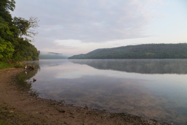 Nehrin güzel manzarası