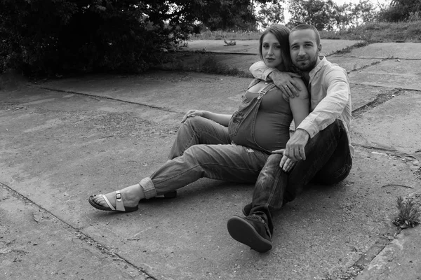 赤ん坊を待っている家族 — ストック写真