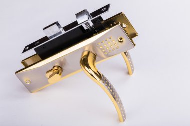 Güzel kapı hırdavatı